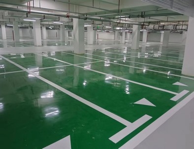 河北河北小区停车场标线